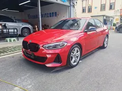 2023 BMW 1 Series 1 120i M — фото 1