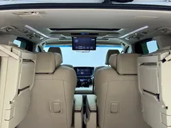 2021 Toyota Alphard Hybrid 2.5L Premium, белый — фото 11
