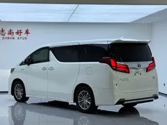 2021 Toyota Alphard Hybrid 2.5L Premium, белый — фото 13