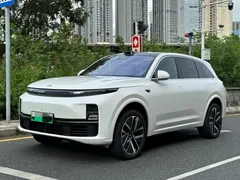 2024 Li Auto L7 Ultra, белый — фото 1