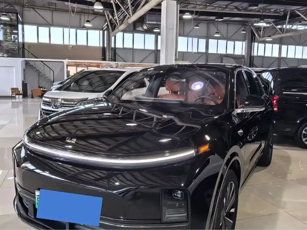 2025 Li Auto L7 Max