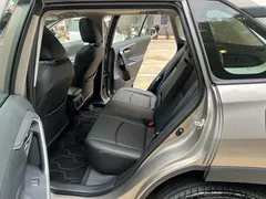 2022 Toyota RAV4 2.0L CVT 2WD Fashion — фото 7