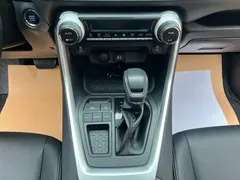 2022 Toyota RAV4 2.0L CVT 2WD Fashion — фото 13