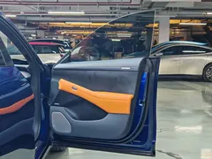 2025 Xiaomi YU7 4WD Max, синий — фото 14
