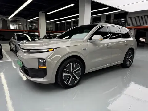 2024 Li Auto L6 Pro