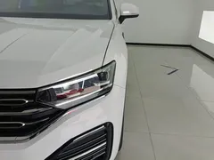 2022 Volkswagen Tayron 380TSI 4WD R-Line, белый — фото 5