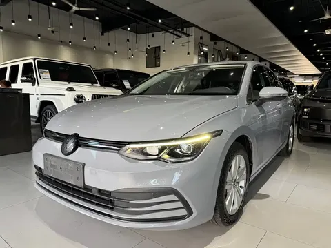 2021 Volkswagen Golf 200TSI DSG
