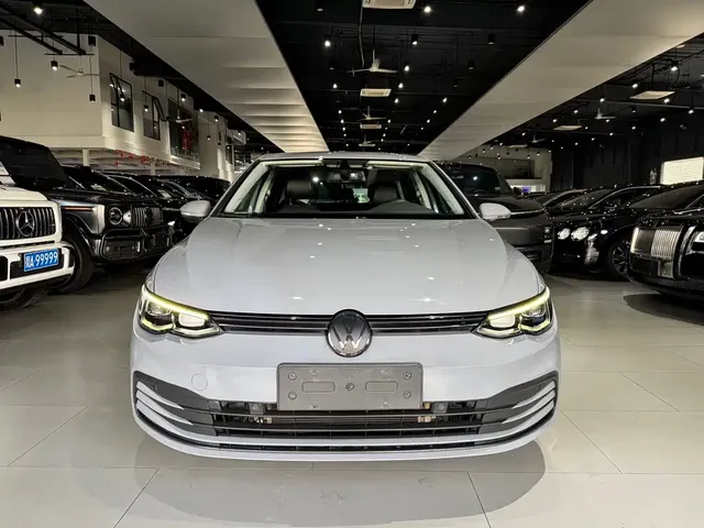 2021 Volkswagen Golf 200TSI DSG