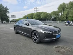 2022 Volvo S90 — фото 3