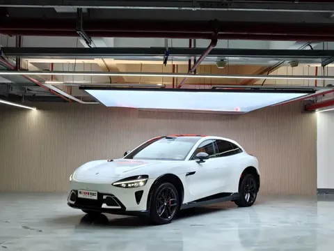 2025 Xiaomi YU7 4WD Max