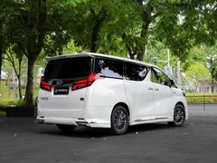 2021 Toyota Alphard Hybrid 2.5L Premium, белый — фото 7