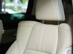 2021 Toyota Alphard Hybrid 2.5L Premium, белый — фото 10