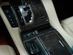 2021 Toyota Alphard Hybrid 2.5L Premium, белый — фото 13