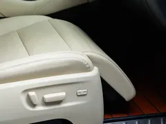 2021 Toyota Alphard Hybrid 2.5L Premium, белый — фото 15