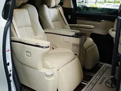2021 Toyota Alphard Hybrid 2.5L Premium, белый — фото 20