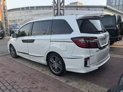 2019 Honda Elysion 2.0L Hybrid Supreme, белый — фото 14