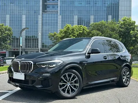 2021 BMW X5 xDrive30i M