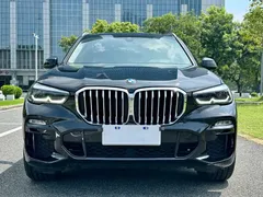 2021 BMW X5 xDrive30i M, чёрный — фото 2