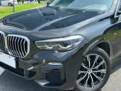 2021 BMW X5 xDrive30i M, чёрный — фото 4