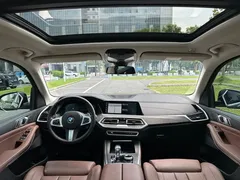 2021 BMW X5 xDrive30i M, чёрный — фото 7