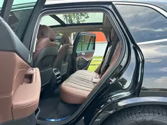 2021 BMW X5 xDrive30i M, чёрный — фото 11