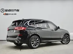 2022 BMW X5 30Li M Sport Package, чёрный — фото 1