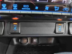 2022 Toyota RAV4 2.0L CVT 4WD Premium, белый — фото 7
