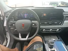 2023 Hongqi HS5 2.0T Pro, белый — фото 10