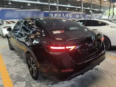 2022 Nissan Sylphy 1.6L XL CVT, чёрный — фото 5