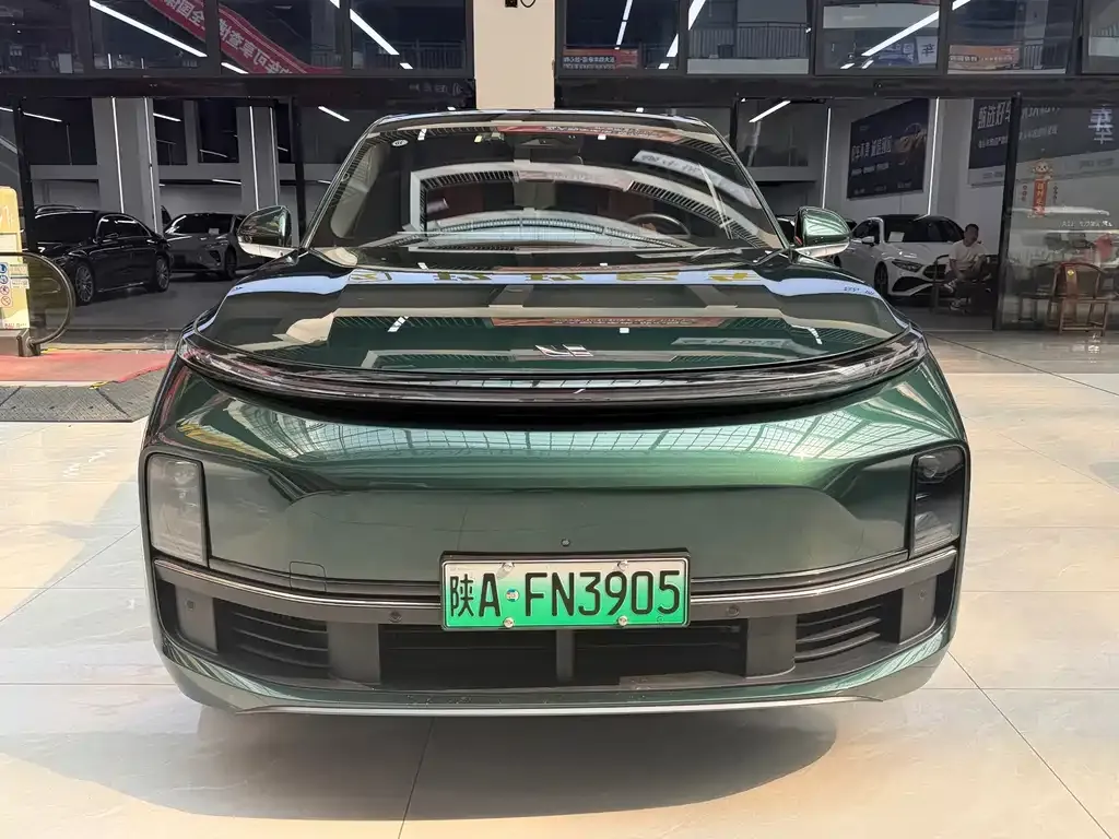 2023 Li Auto L8 Air