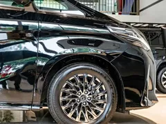 2020 Lexus LM 300h, чёрный — фото 5