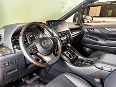 2020 Lexus LM 300h, чёрный — фото 6
