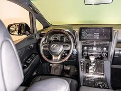 2020 Lexus LM 300h, чёрный — фото 11