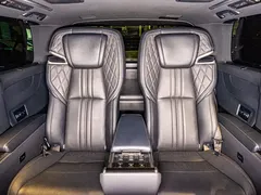 2020 Lexus LM 300h, чёрный — фото 19