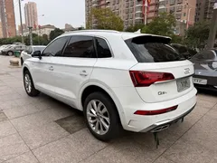 2021 Audi Q5L 40 TFSI Luxury Sport, белый — фото 9