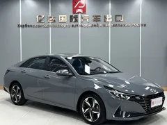 2022 Hyundai Elantra 1.5L CVT LUX Premium — фото 3
