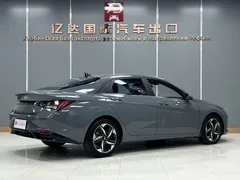 2022 Hyundai Elantra 1.5L CVT LUX Premium — фото 6