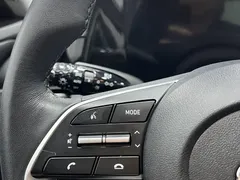 2022 Hyundai Elantra 1.5L CVT LUX Premium — фото 11