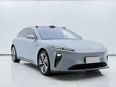 2022 Nio ET5 75kWh, синий — фото 3