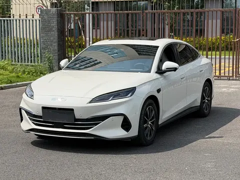 2025 BYD Seal 06 DM-i 120KM