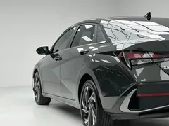 2023 Hyundai Elantra 1.5L CVT GLX Elite — фото 10