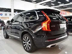 2021 Volvo XC90 B5 Luxury 5-seat, чёрный — фото 4