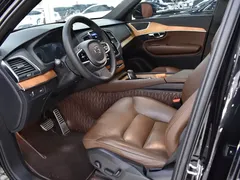 2021 Volvo XC90 B5 Luxury 5-seat, чёрный — фото 13