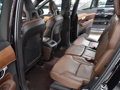 2021 Volvo XC90 B5 Luxury 5-seat, чёрный — фото 16