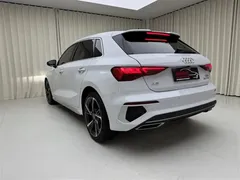 2022 Audi A3 Sportback 35 TFSI, белый — фото 11