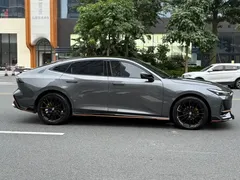 2023 Changan UNI-V 1.5T Sport — фото 6