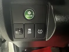 2022 Honda Vezel 1.5L CVT, белый — фото 17