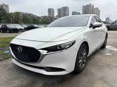 2022 Mazda 3 2.0L AT, белый — фото 1