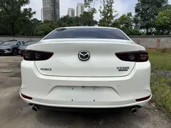 2022 Mazda 3 2.0L AT, белый — фото 5