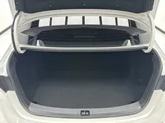 2022 Toyota Levin 185T CVT Luxury, белый — фото 17